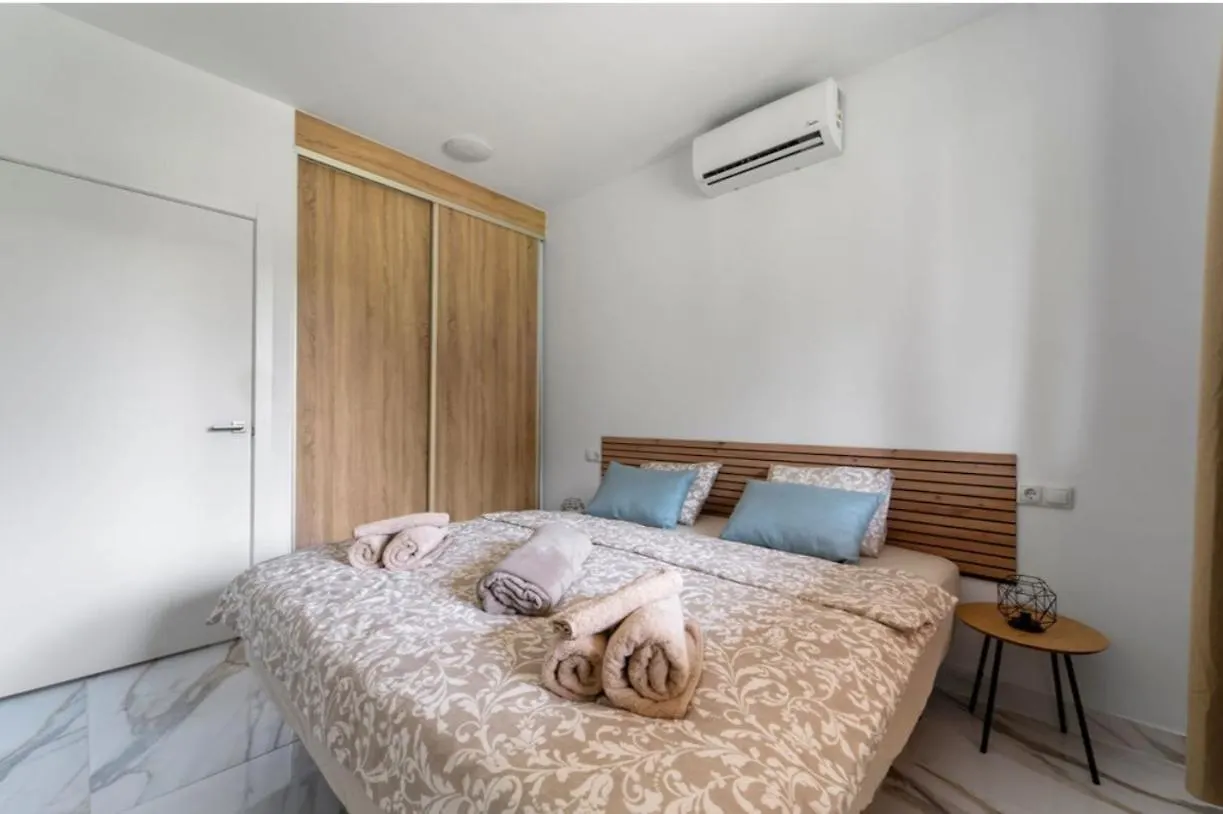 Casa Maria At Green Parrot Apartments At Carihuela Torremolinos 0*,  Spain